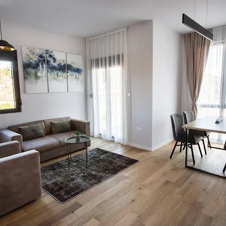 Lina - Pg, Gorica Park View Apartment Podgorica